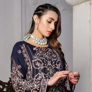 Buy Elegant Salwar Kameez for Women | IshDeena