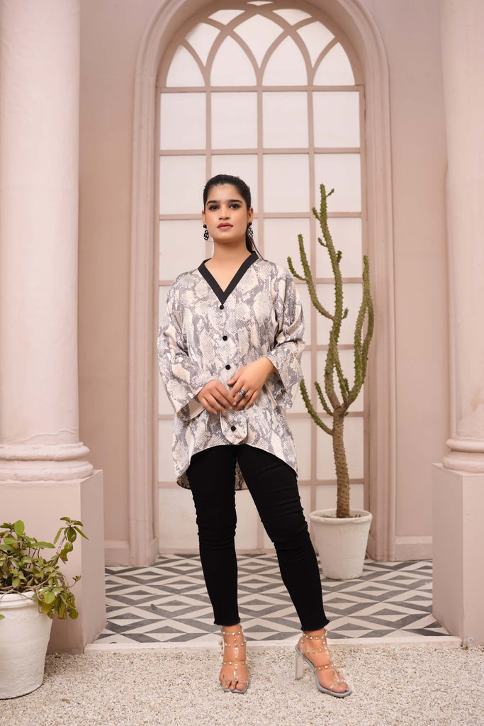 Chic Snakeskin Print Button-Up Tunic with Black Trim – Buy Online USA | IshDeena