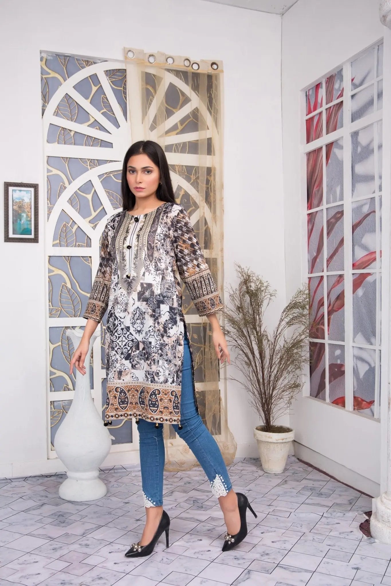 IshDeena Pakistani Kurtis for women Indian Style Cotton Tunics Womens Tops Printed B&W - IshDeena