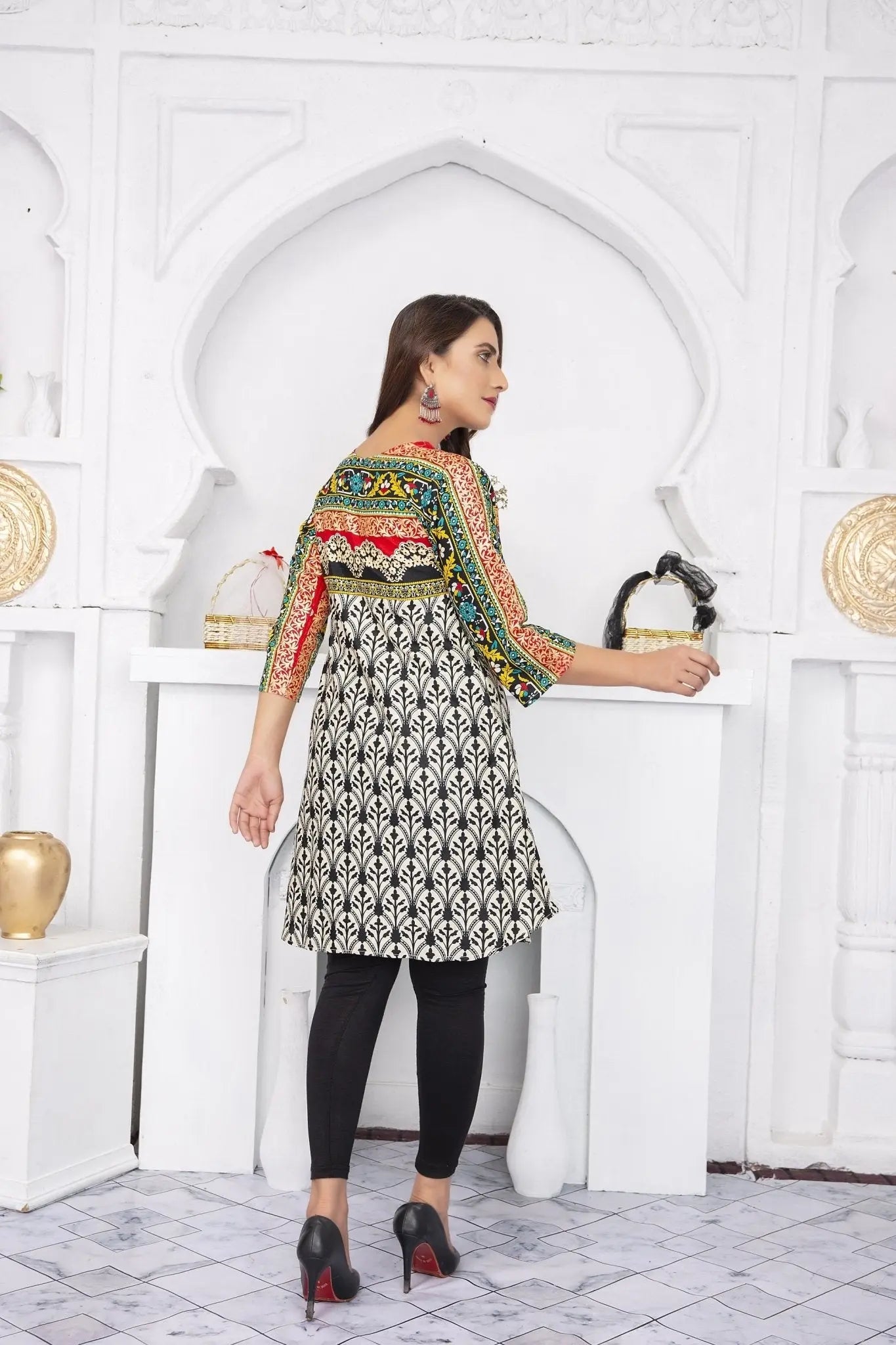 IshDeena Pakistani Kurtis for women Indian Style Cotton Tunics Womens Tops Printed Lawn - IshDeena