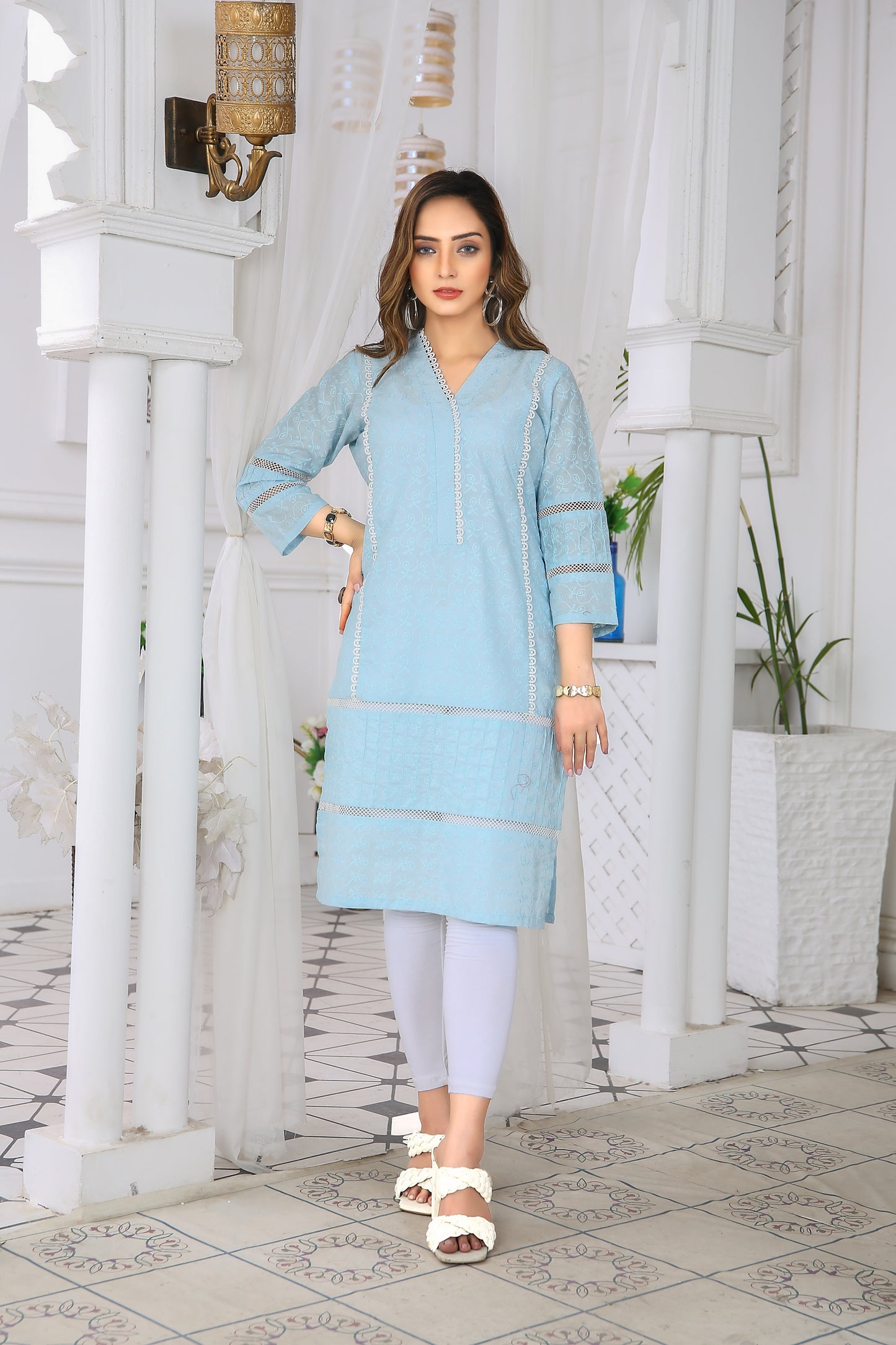 IshDeena Indian Chikankari Kurtis for Women Indian Pakistani Style Cotton Long Kurta Kameez Tunics Tops for Jeans & LeggingsV31SE0423S1ID1